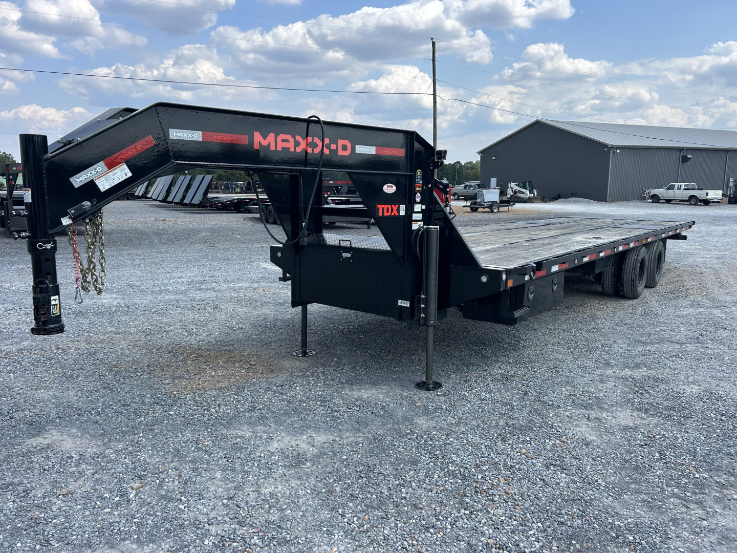 Used 2024 MAXXD 102"X32' 25.9K Full Tilt Gooseneck Trailer