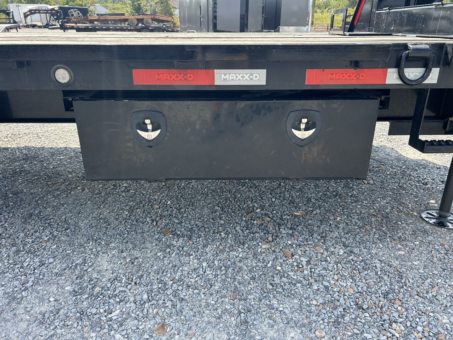 Used 2024 MAXXD 102"X32' 25.9K Full Tilt Gooseneck Trailer