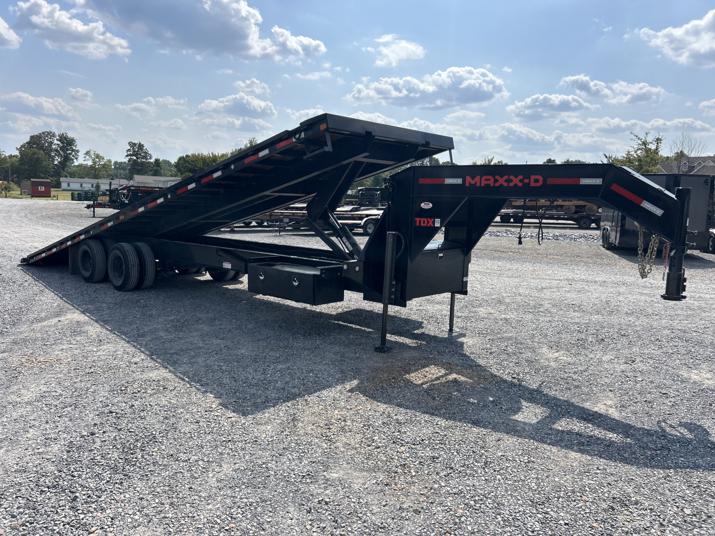 Used 2024 MAXXD 102"X32' 25.9K Full Tilt Gooseneck Trailer