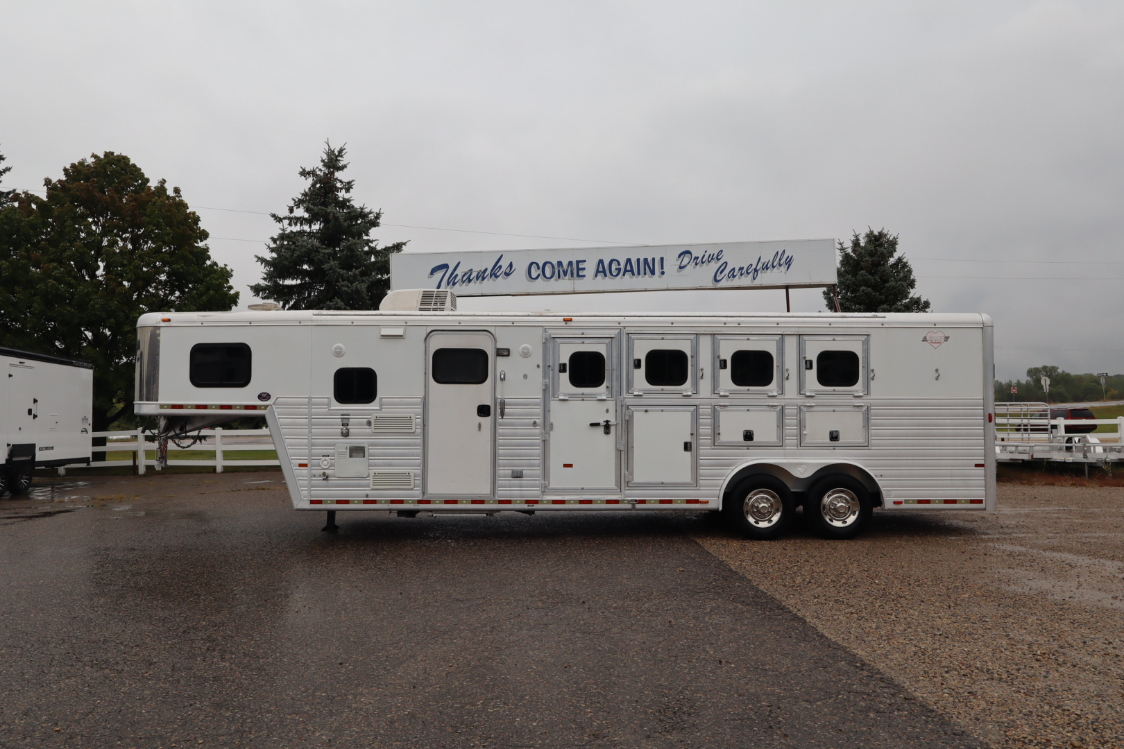 Used 2007 Hart Trailer 4 Horse LQ Horse Trailer