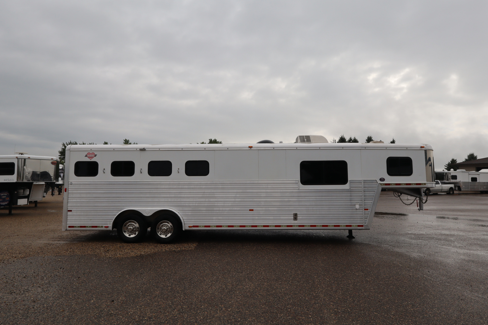 Used 2007 Hart Trailer 4 Horse LQ Horse Trailer