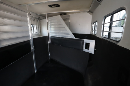 Used 2007 Hart Trailer 4 Horse LQ Horse Trailer