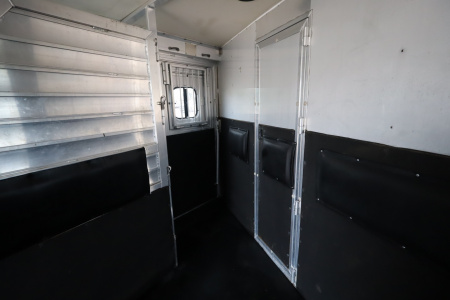 Used 2007 Hart Trailer 4 Horse LQ Horse Trailer