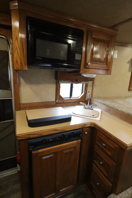 Used 2007 Hart Trailer 4 Horse LQ Horse Trailer