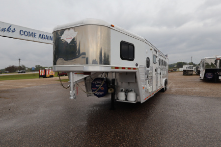 Used 2007 Hart Trailer 4 Horse LQ Horse Trailer