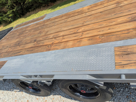 Used 2024 RawMaxx GN20 Flatbed Trailer