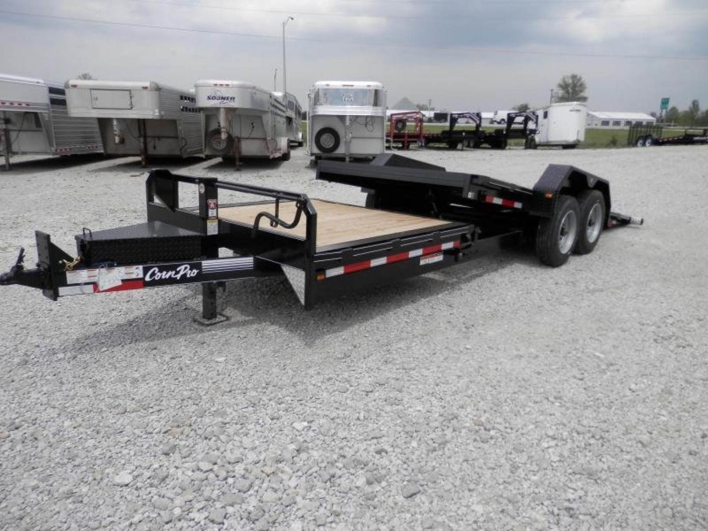 New 2026 CornPro 23' HD SPLIT DECK TILT TRAILER Equipment Trailer