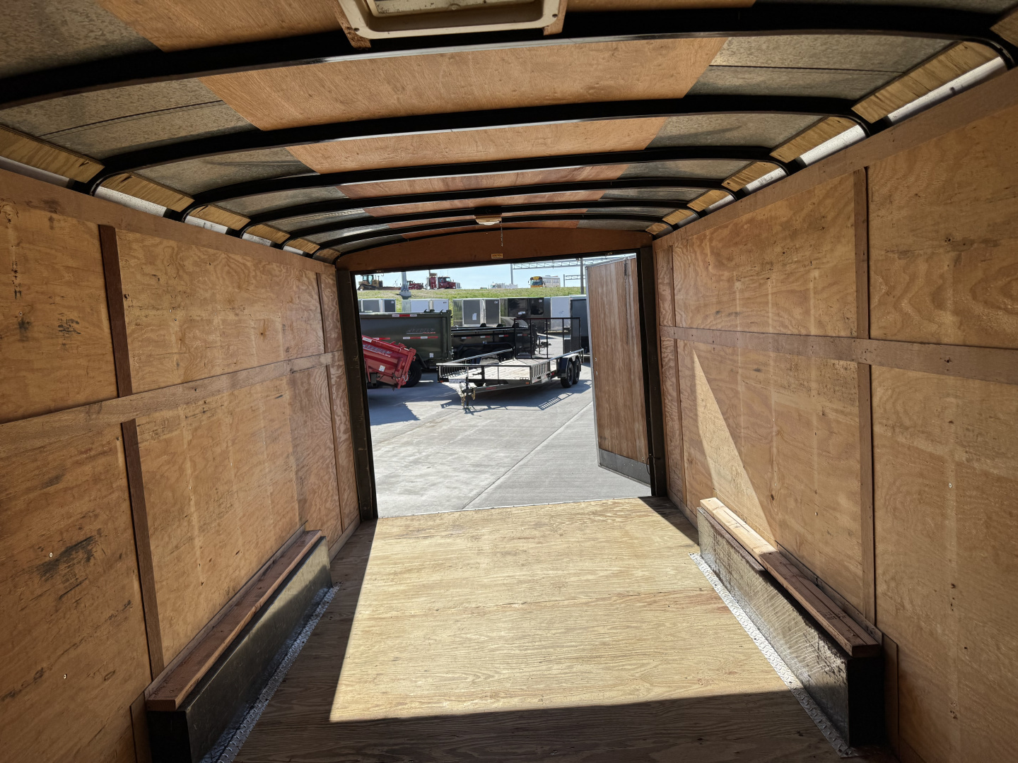 Used 1999 US Cargo 8.5x18+ Enclosed Rear Ramp Car Hauler Cargo Trailer DOUBLE DOOR