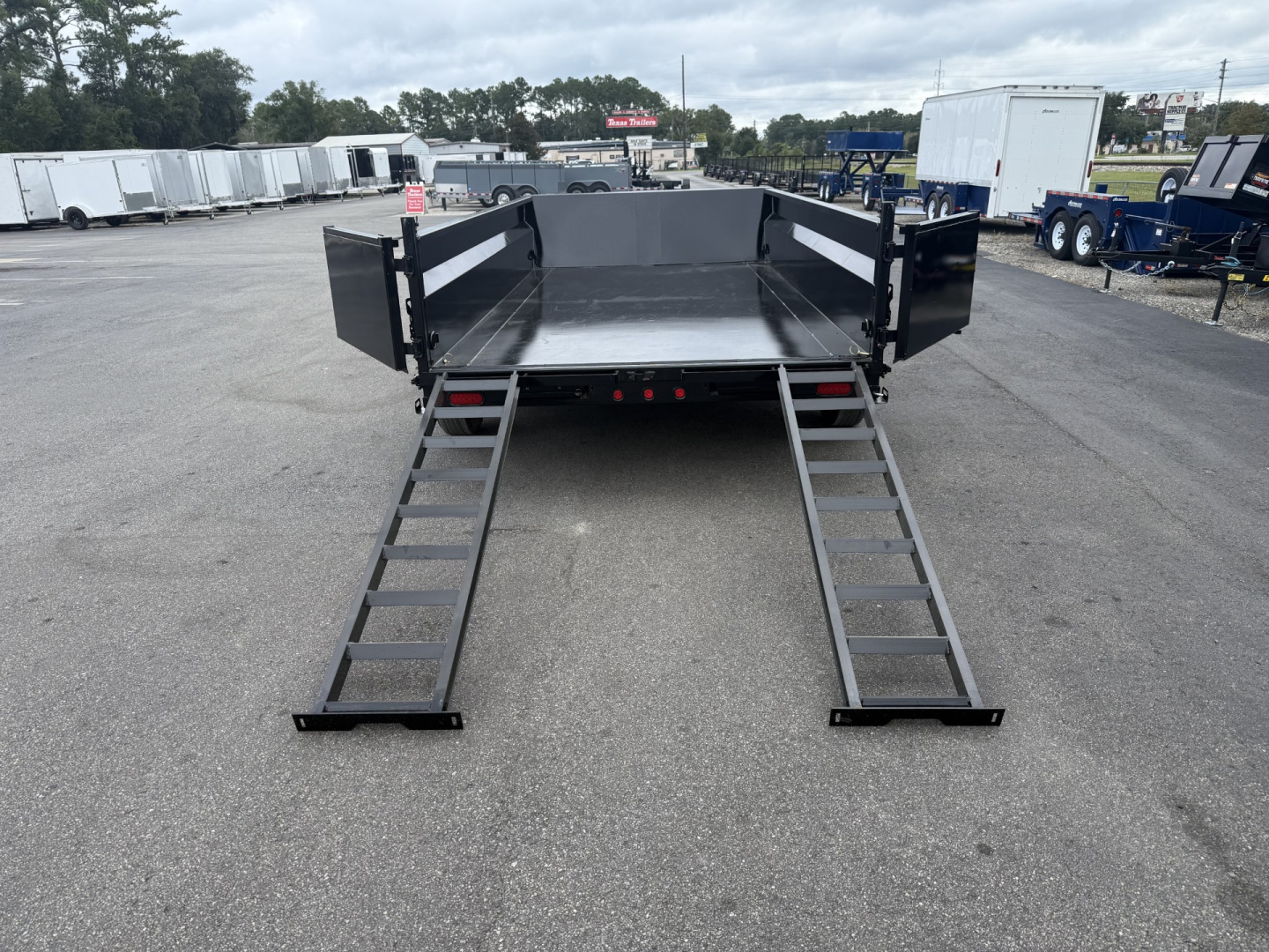 New 14TD-14C2A-BK BIG TEX 7' X 14' TELESCOPIC DUMP TRAILER W/ TARP & COMBO REAR GATE W/ 6' SLIDE IN RAMPS