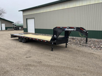 New 2026 28' 14k Diamond C FMAX207 GN Flatbed Trailer