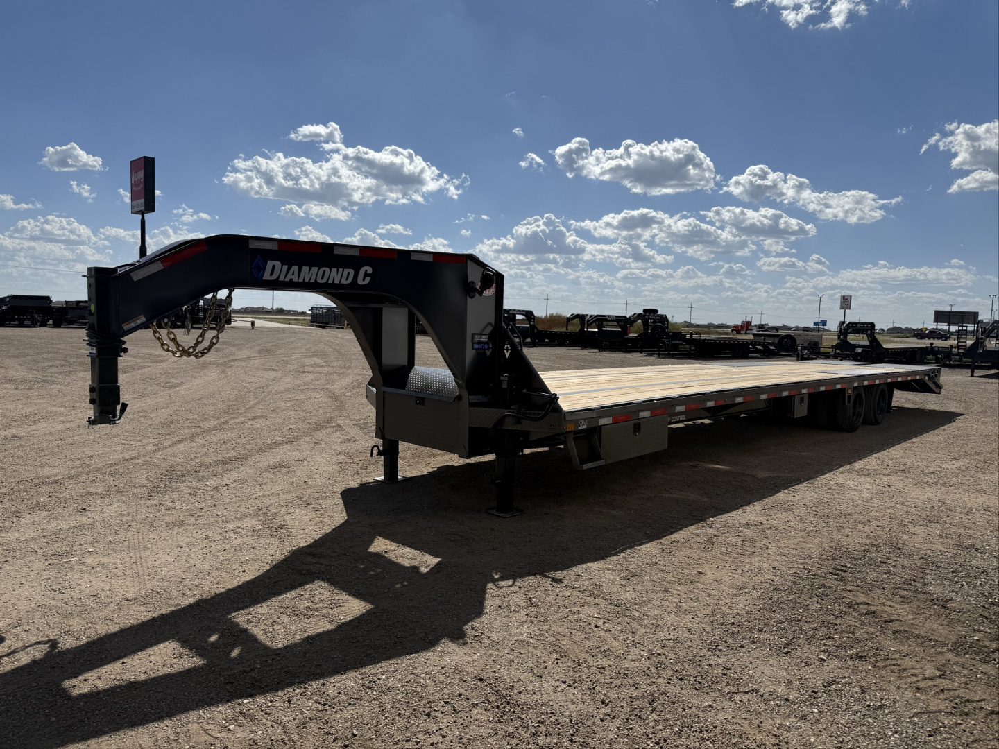 New 2026 Diamond C 102"x40' Engineered Beam FMAX216 w/ Max Ramps - 40K Pacesetter Edition