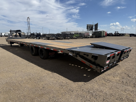 New 2026 Diamond C 102"x40' Engineered Beam FMAX216 w/ Max Ramps - 40K Pacesetter Edition