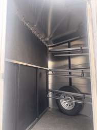 New 2026 Logan Coach 3H BP CROSSFIRE Horse Trailer