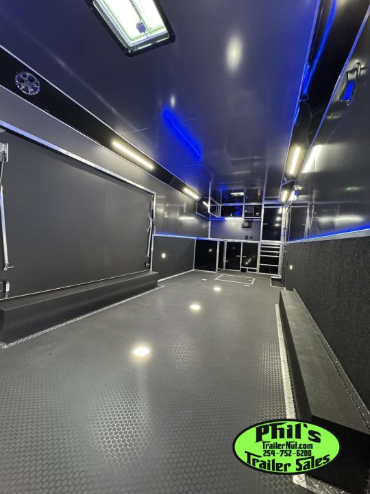 New Haulmark NEW 85X28 EDGE ENCLOSED CAR RACE TRAILER HAULER CARGO Car / Racing Trailer