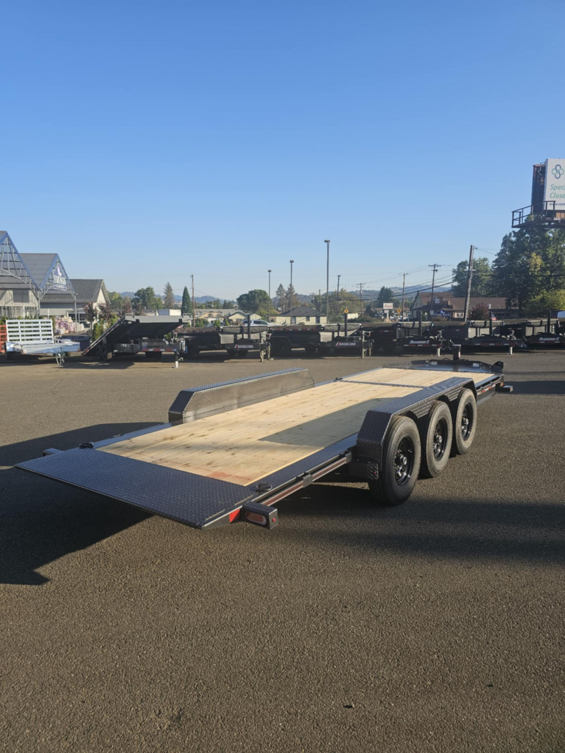 New TILT TRIPLE AXLE 2026 Diamond C Trailers HDT307 82X22 21K Equipment Trailer