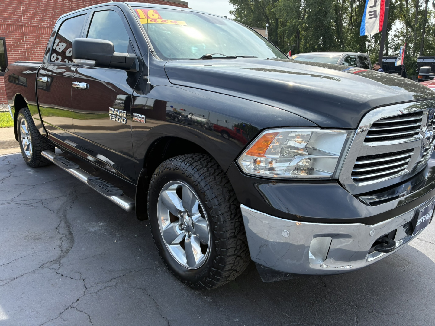 Used 2016 RAM 1500 Crew Cab Truck