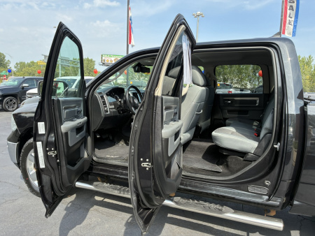 Used 2016 RAM 1500 Crew Cab Truck