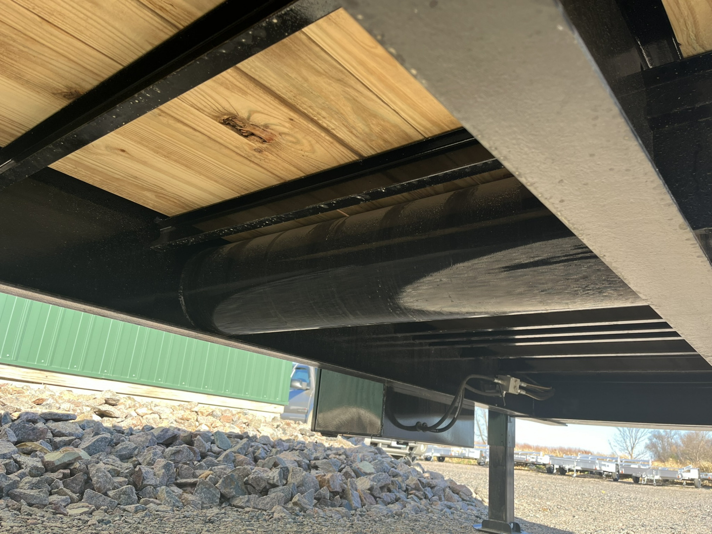 New 2026 PJ Trailers 32' Low-Pro Hydraulic Dove Gooseneck Trailer