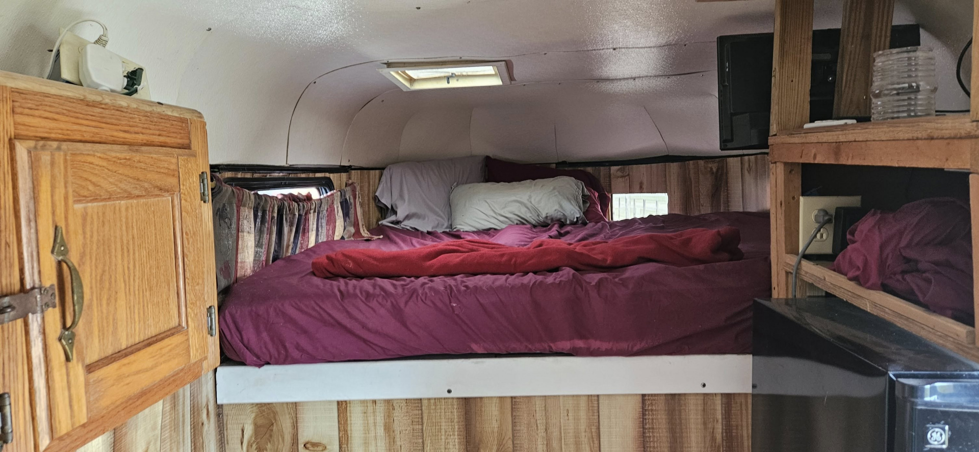 Used 1984 Chaparral 24" GN 2 Horse Trailer