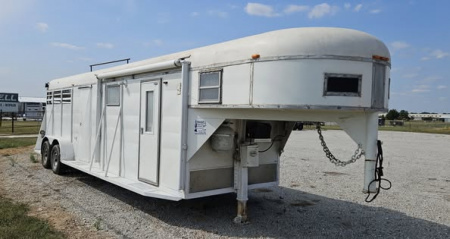Used 1984 Chaparral 24  GN 2 Horse Trailer
