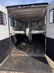 Used 2019 Hawk 2H Straight Load Horse Trailer