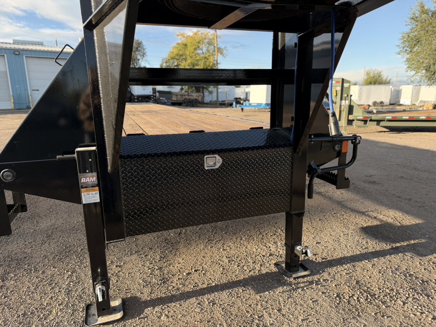 New 2026 Load Trail 8.5-40 Tandem Axle Gooseneck 25.9K GVWR