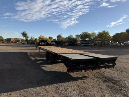 New 2026 Load Trail 8.5-40 Tandem Axle Gooseneck 25.9K GVWR