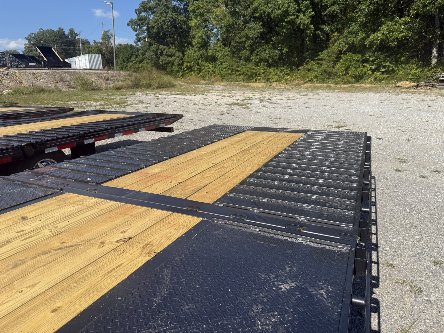 New 2026 Diamond C FMAX212 GOOSENECK TRAILER 30’ HYDRO DOVE & JACKS ALUMINUM OUTER RIMS