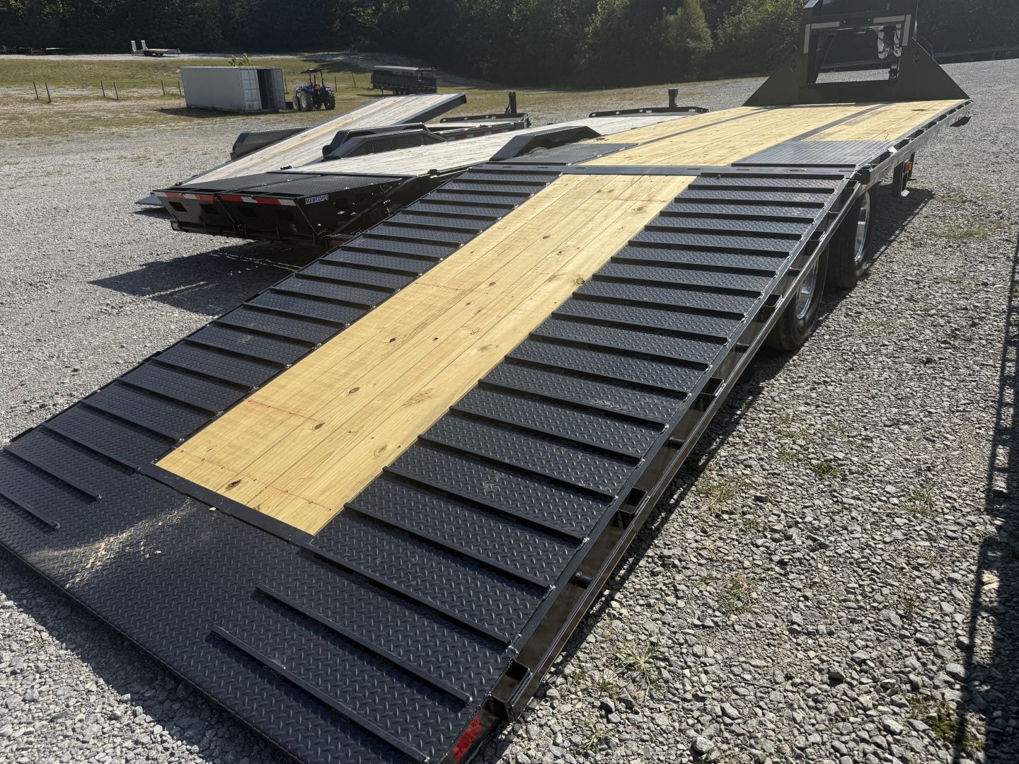 New 2026 Diamond C FMAX212 GOOSENECK TRAILER 30’ HYDRO DOVE & JACKS ALUMINUM OUTER RIMS