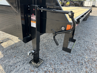 New 2026 Load Trail 102"x30' 24k Gooseneck Flatbed Trailer