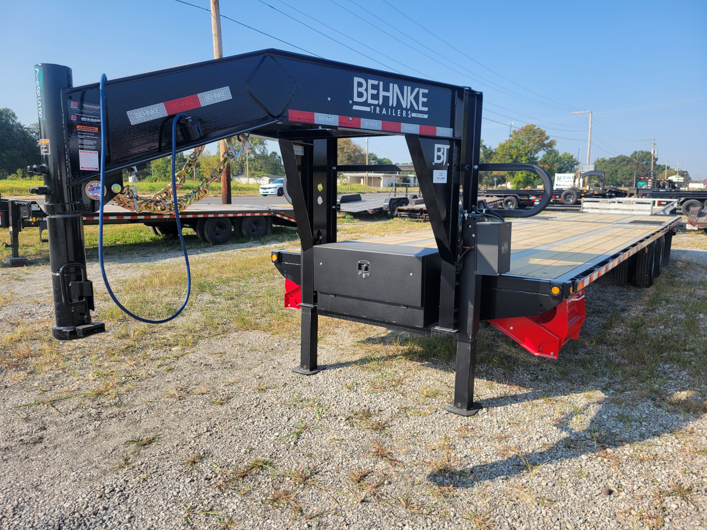 New 2026 Behnke 8x24+10 Hydraulic Goosneck Deckover