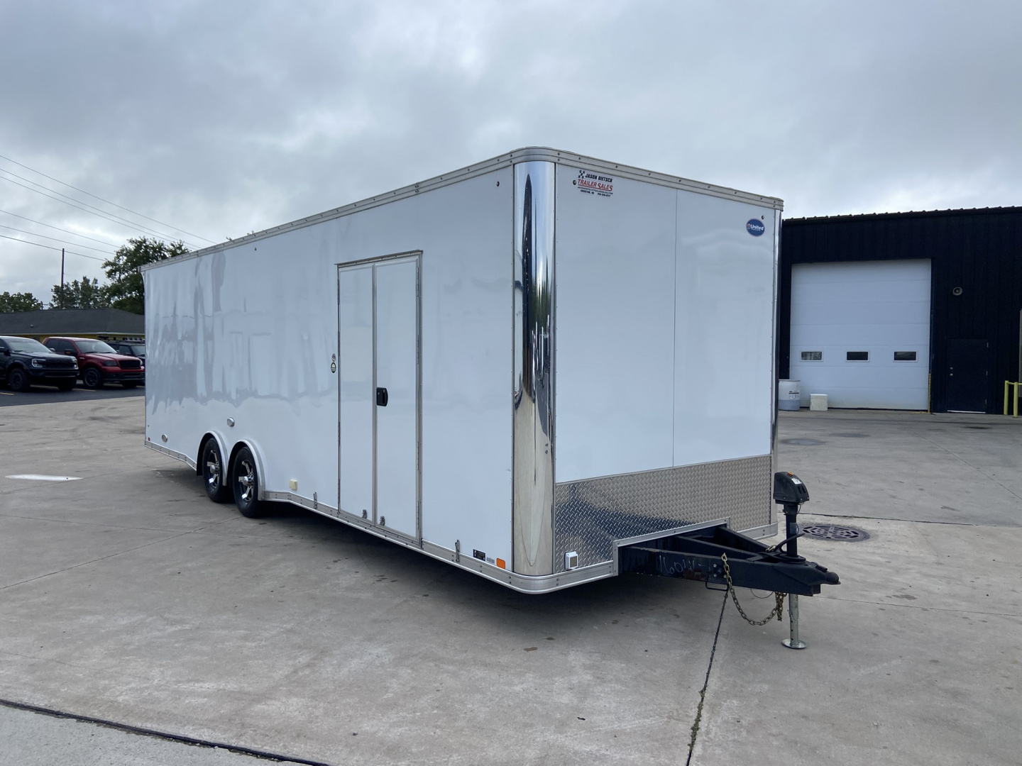 Used 2018 United Trailers XLT 28' Race Trailer