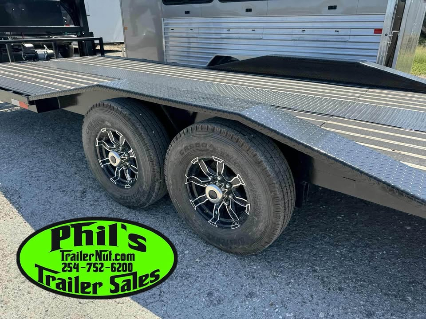 New 2025 OPEN CAR HAULER 102X24 POWER TILT Tilt Trailer GOOSENECK HEAVY 14K GVWR WINCH & ALUMINUM WHEELS!