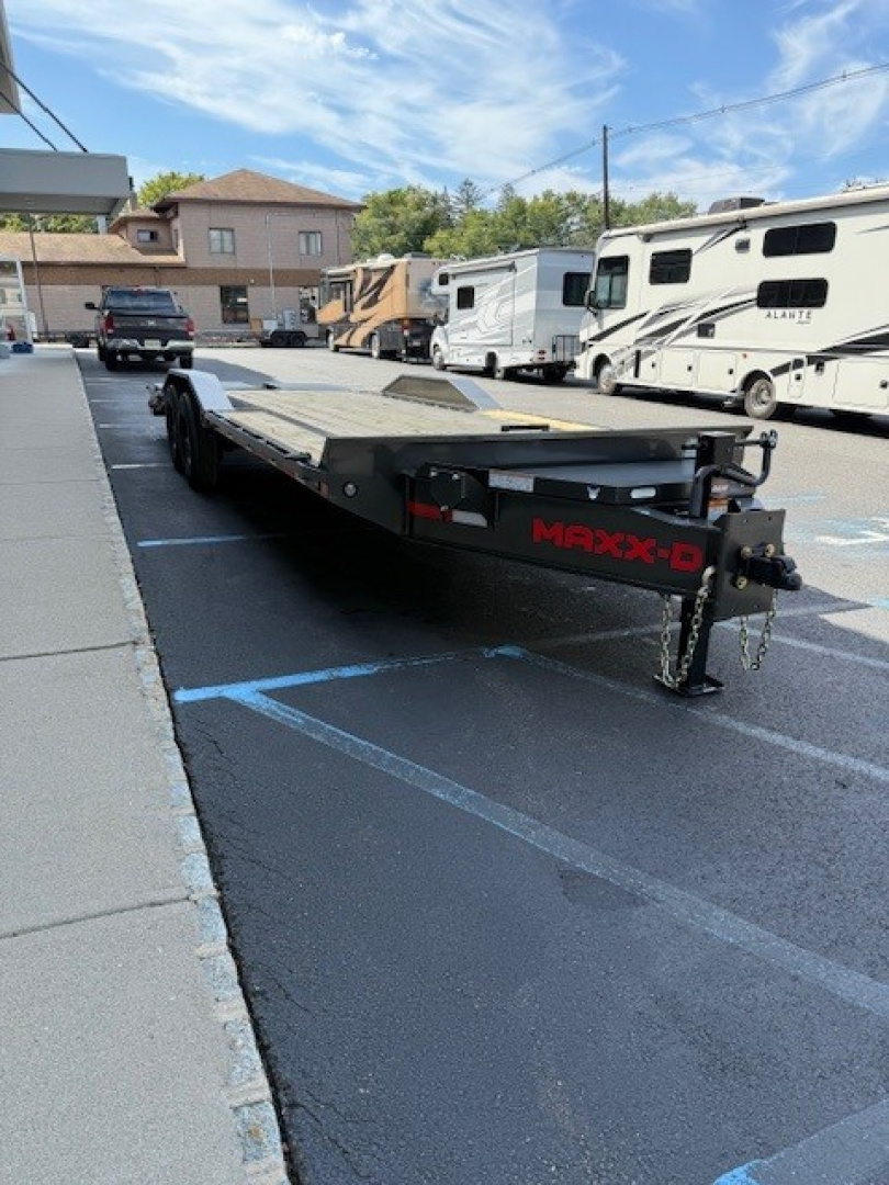 New 2026 MAXX-D H9X10224 Equipment Trailer