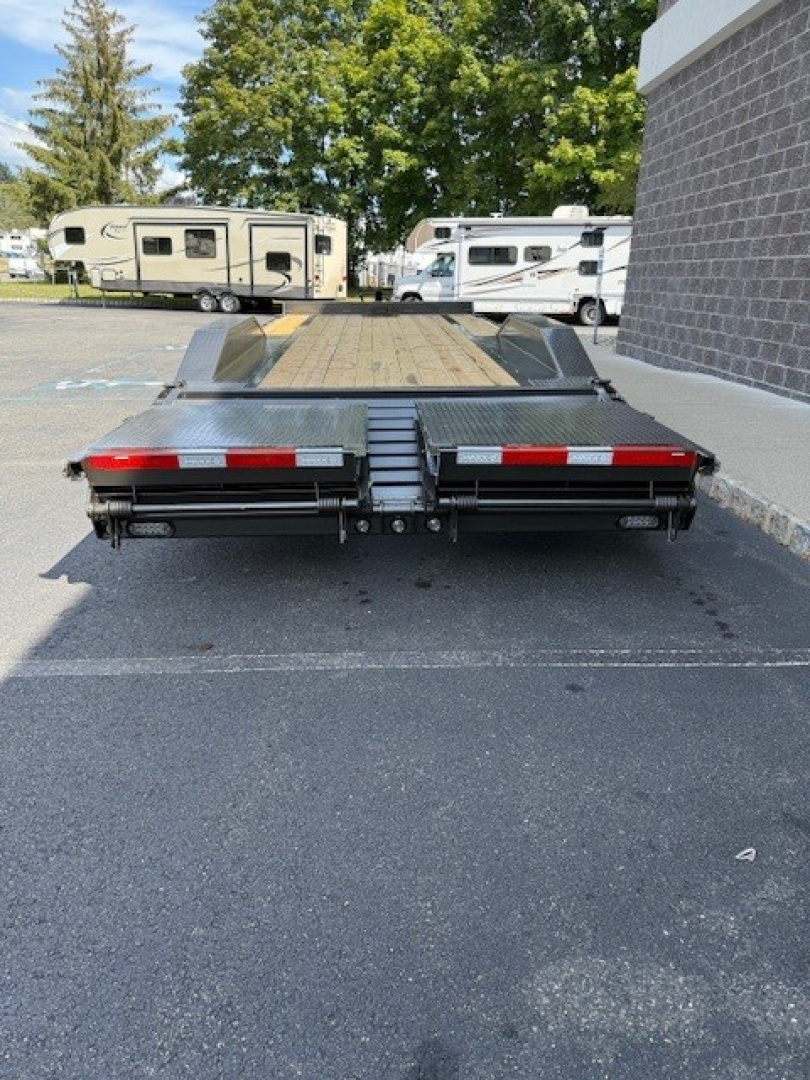 New 2026 MAXX-D H9X10224 Equipment Trailer