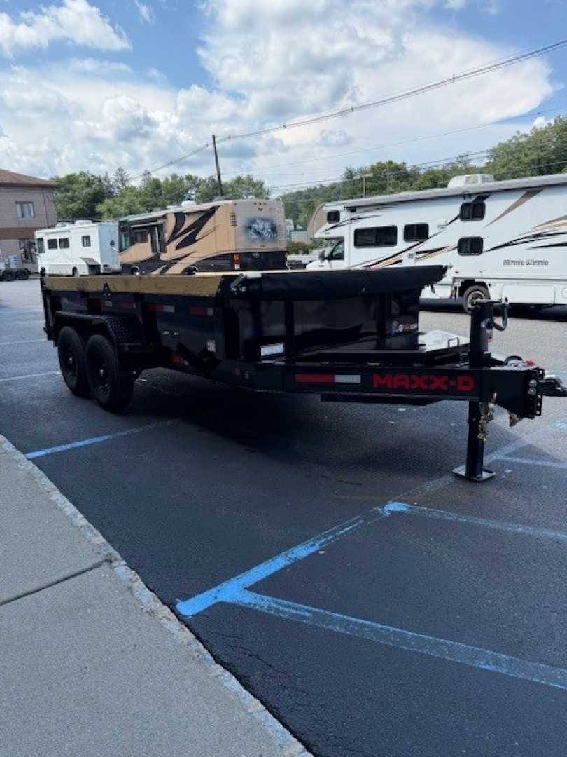 New 2026 MAXX-D DKB8314 Dump Trailer