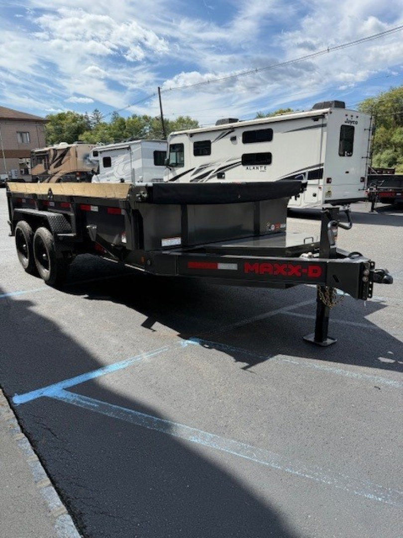 New 2026 MAXX-D DKB8314 Dump Trailer
