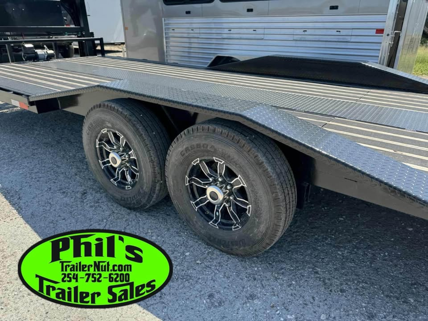 New OPEN CAR HAULER 102X24 POWER TILT Tilt Trailer GOOSENECK HEAVY 14K GVWR WINCH & ALUMINUM WHEELS!