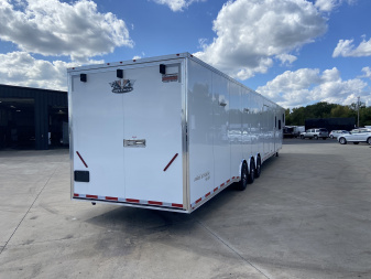 New 2026 Vintage Race Trailer with Living Quarters 53'