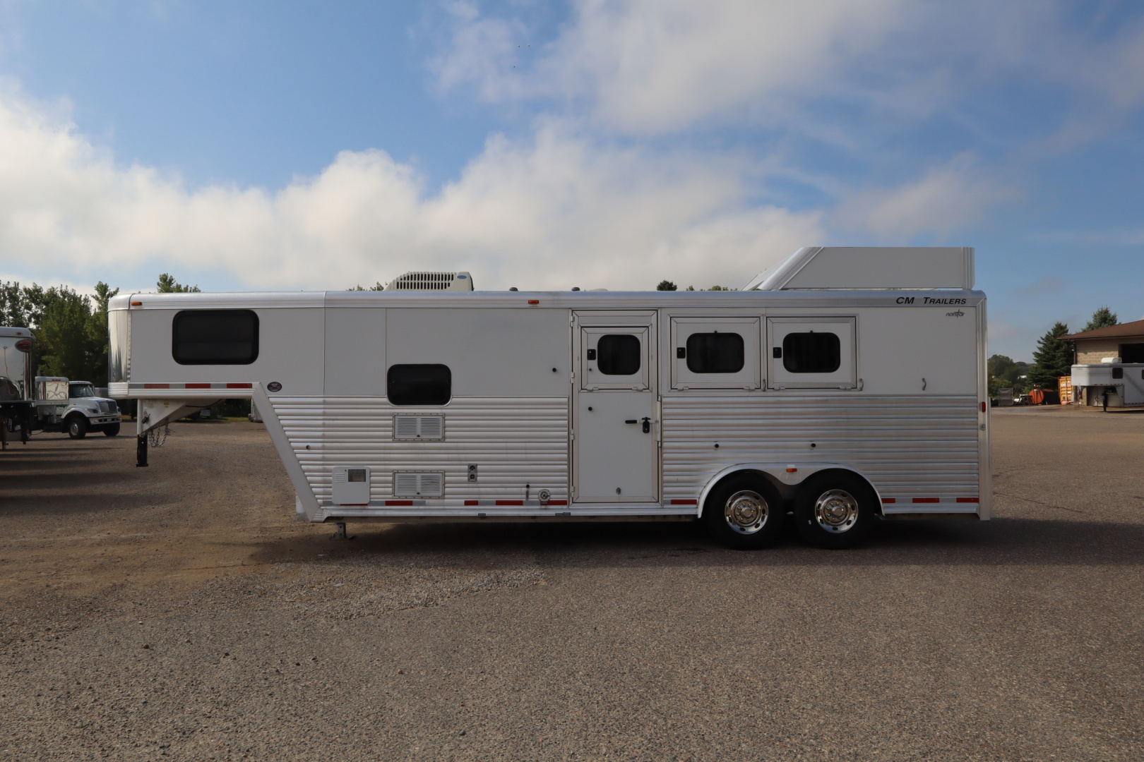 Used 2003 CM Trailers 3 Horse LQ Horse Trailer for sale in