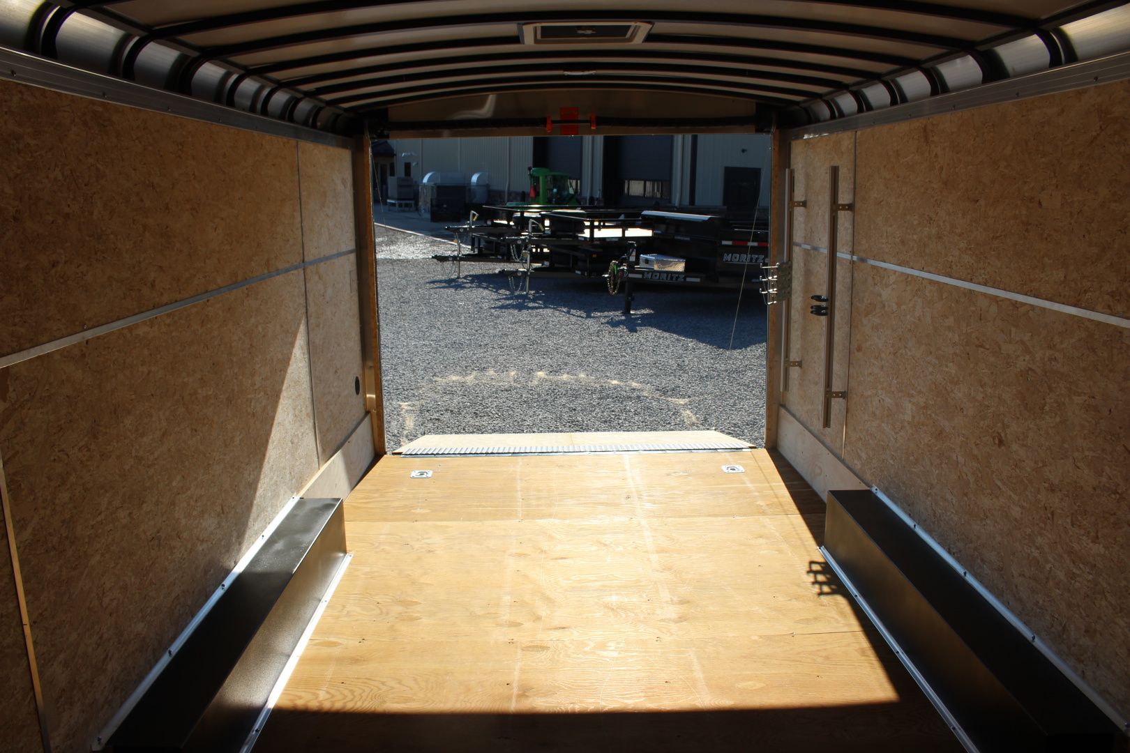 New 2026 Sure-Trac 8.5' x 20' Landscape Pro Cargo / Enclosed Trailer - Rear Ramp Door - 9900# GVW