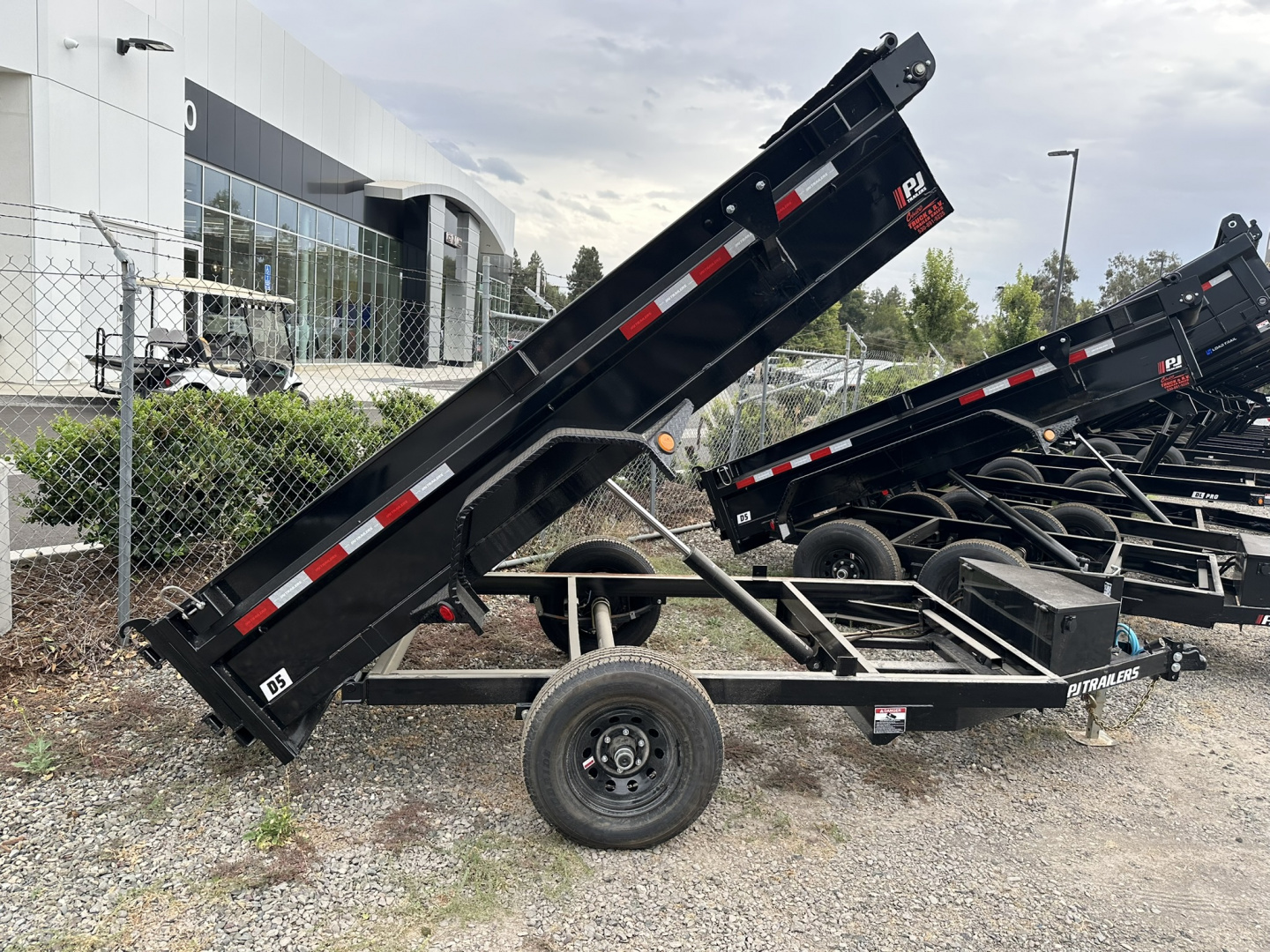 New 2026 PJ Trailers D5101 Dump Trailer