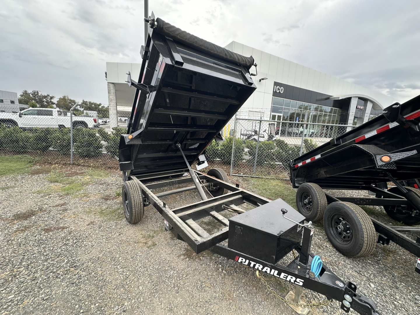 New 2026 PJ Trailers D5101 Dump Trailer