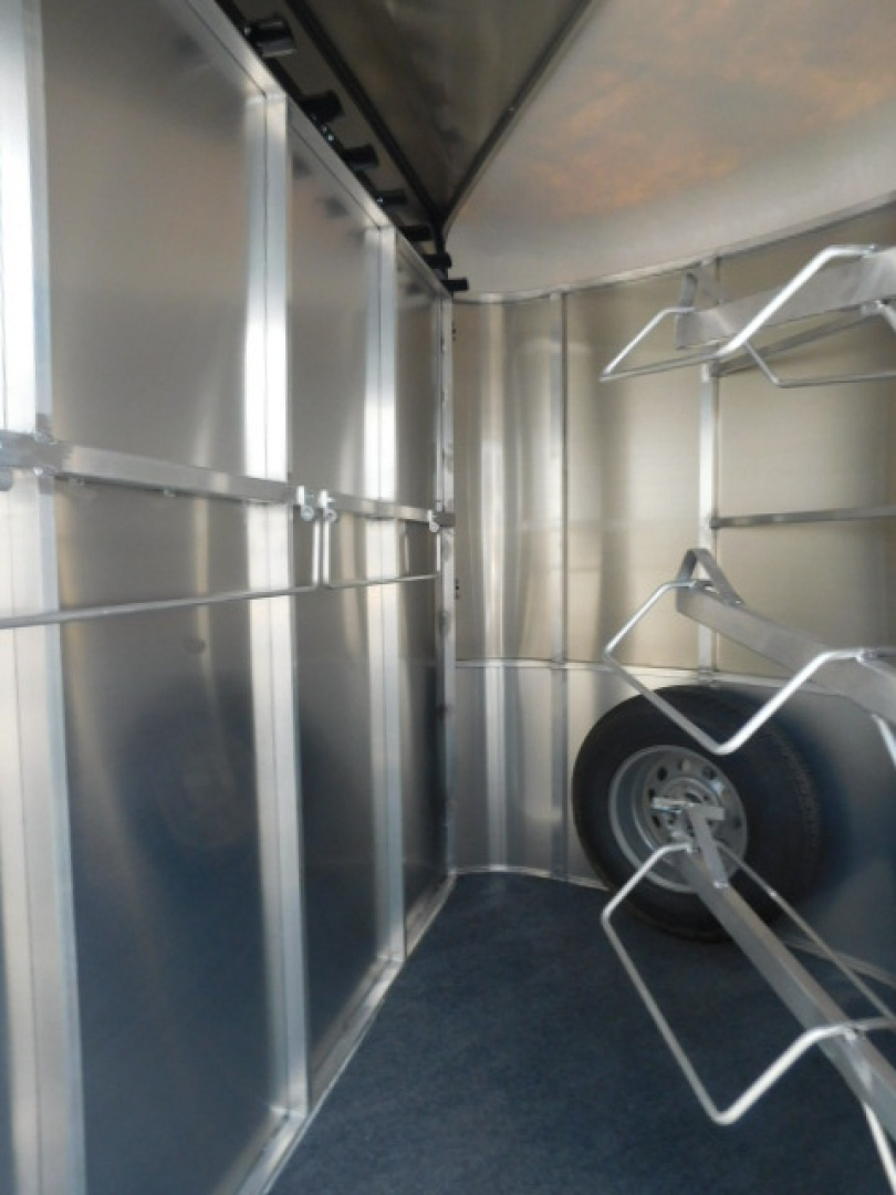 New 2026 Maverick Trailers Lite Deluxe 2H BP Horse Trailer