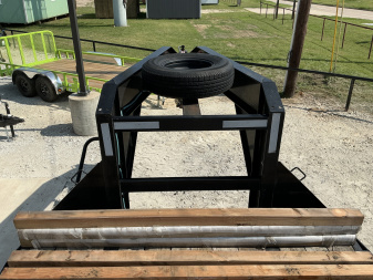 Used 2022 Big Tex 102"x40' GN Flatbed w/ Mega Ramps