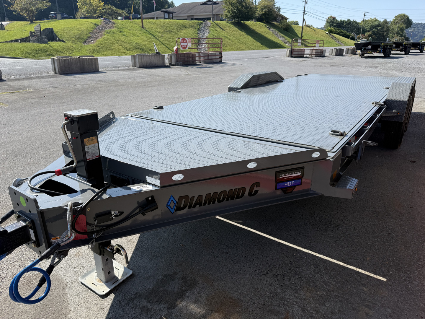 New 2025 Diamond C HDT210 POWER FULL TILT TRAILER 3/16 DIAMOND PLATE FLOOR 21K G.V.W.R.