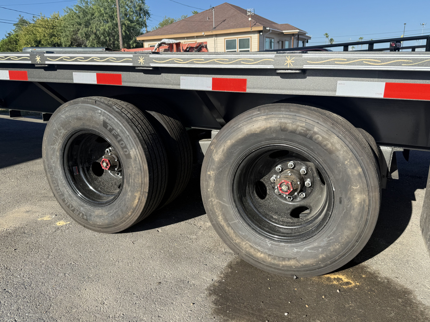 New 2026 Triple R 35+5 Mega Ramps Flatbed Trailer