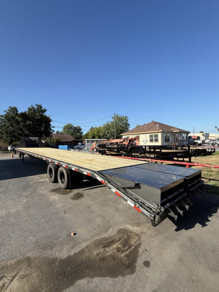 New 2026 Triple R 35+5 Mega Ramps Flatbed Trailer