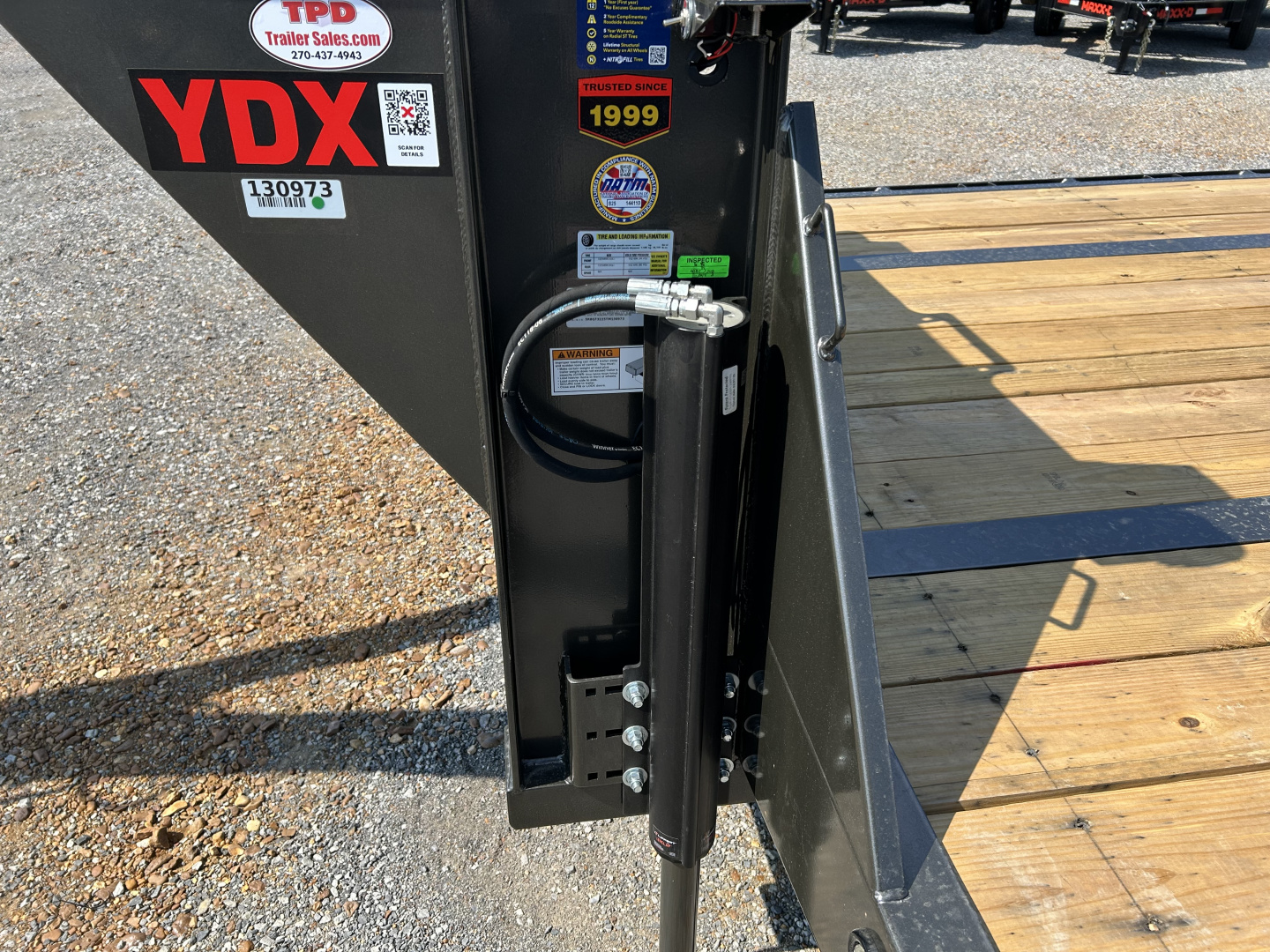 New 2026 MAXXD 102" x 32' 25.9K HYD Dove Gooseneck Trailer