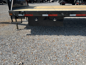 New 2026 MAXXD 102" x 32' 25.9K HYD Dove Gooseneck Trailer